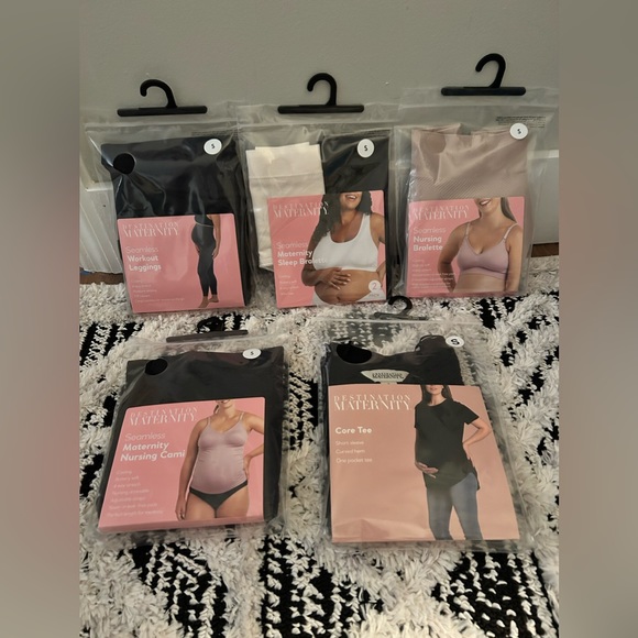 Bundle of FIVE brand new packages of maternity items size small - Picture 1 of 6